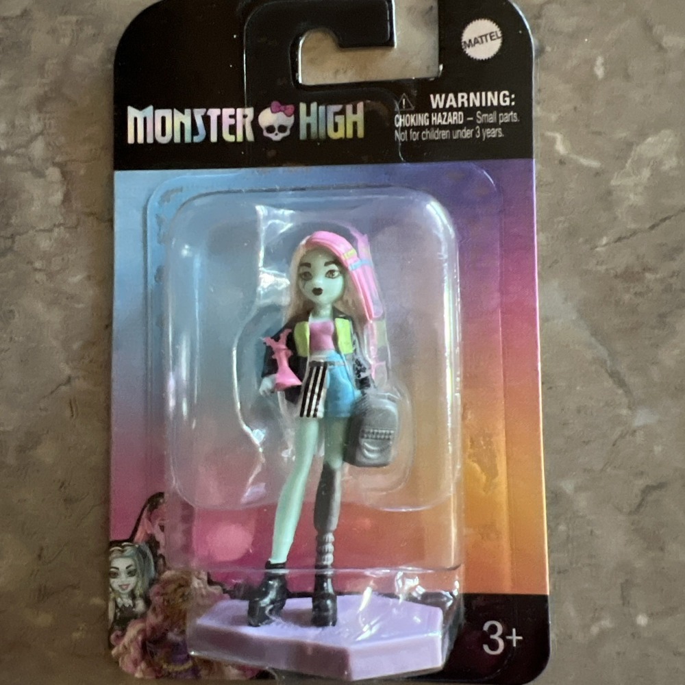 2025 Monster High Collectible Mini Figure